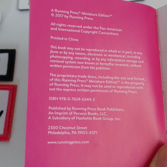 A Little Book of Feminist Icons Lot - Picture 2 of 2